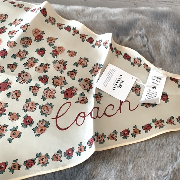 Coach Essential Tea Rose Silk Diamond Scarf - Picture 3 of 5